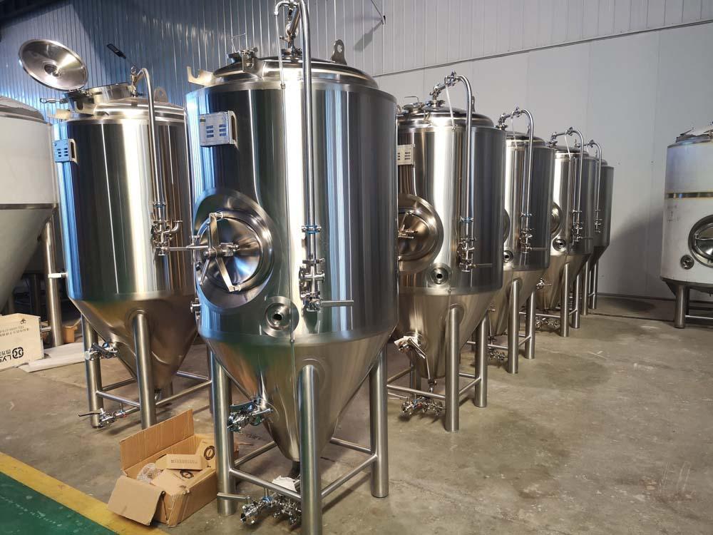 <b>600L Single wall beer ferment</b>